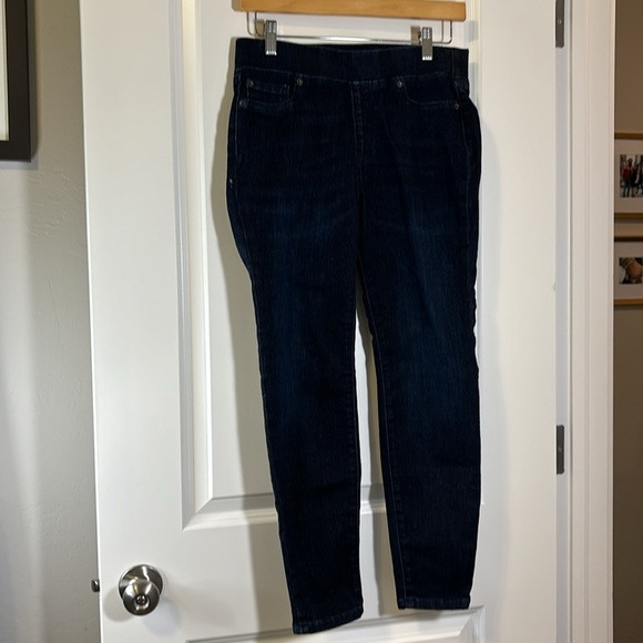 Amazon essentials pull on jeggings - Picture 2 of 11